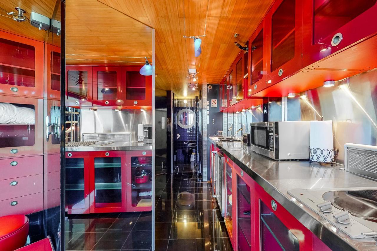 ホノルルMarina Tower IIアパートメント 部屋 写真